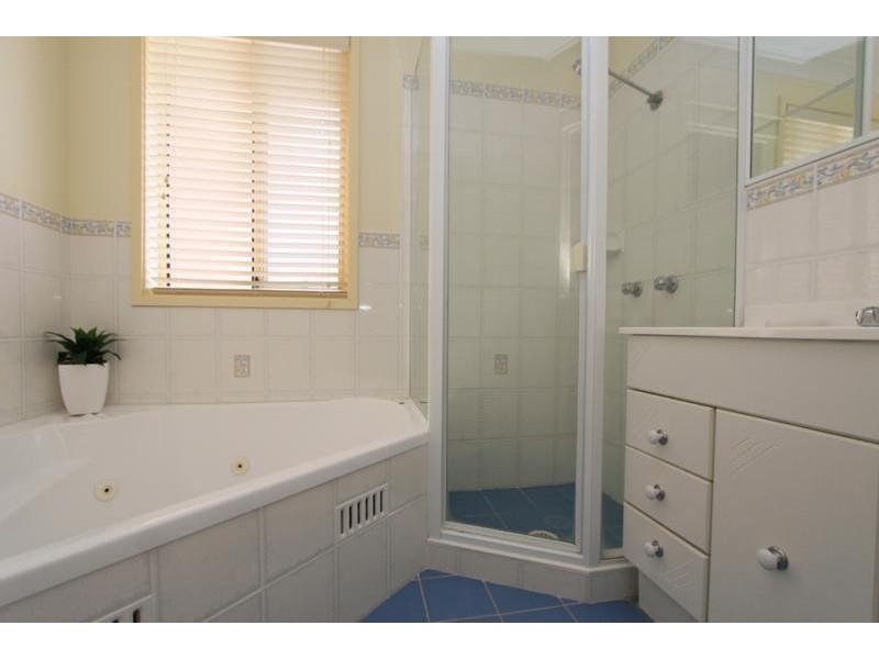 Valentine NSW 2280