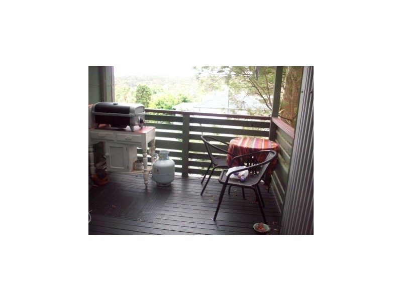 8 Hollway Street, Floraville NSW 2280