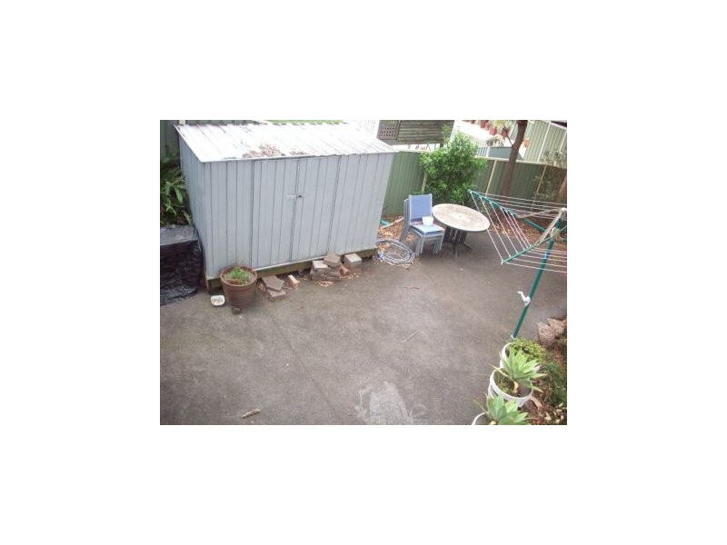 8 Hollway Street, Floraville NSW 2280