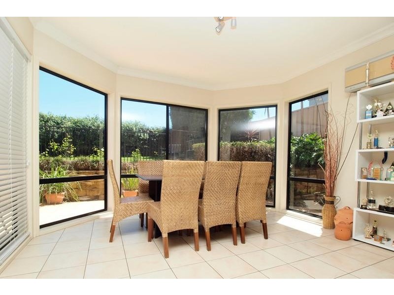 55 Geraldton Drive, Redhead NSW 2290