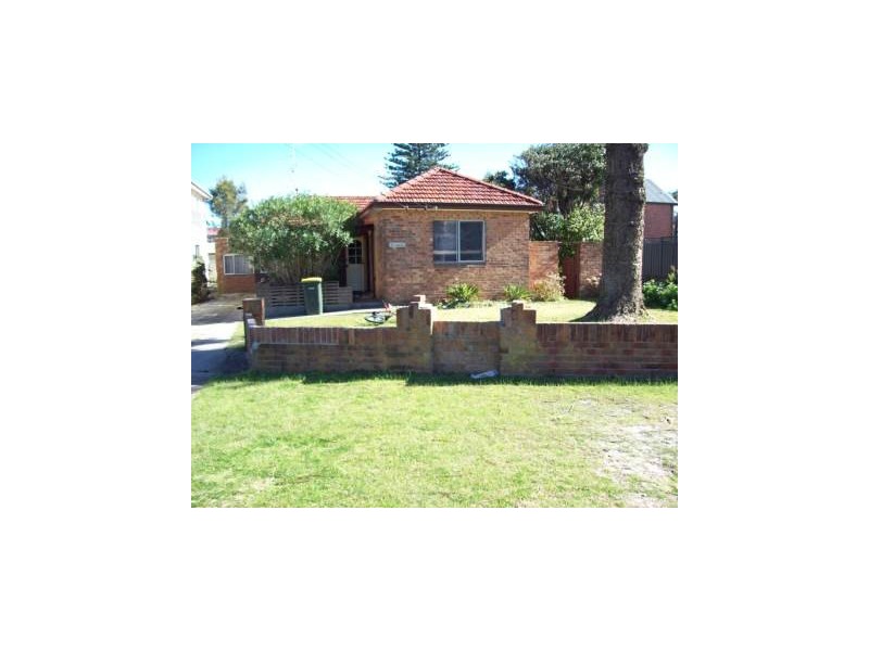 19 Allard Street, Redhead NSW 2290