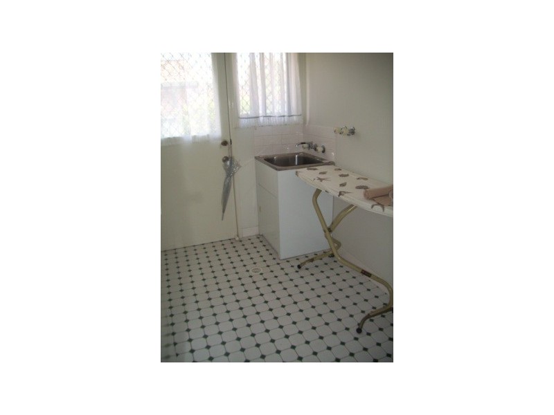 2/12 Baronet CLOSE, Floraville NSW 2280