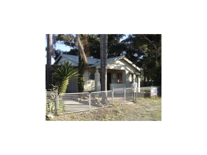 40 Lake Road, Swansea NSW 2281