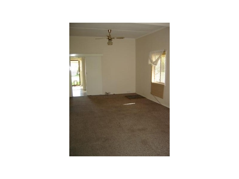 15 Marks Street, Belmont NSW 2280