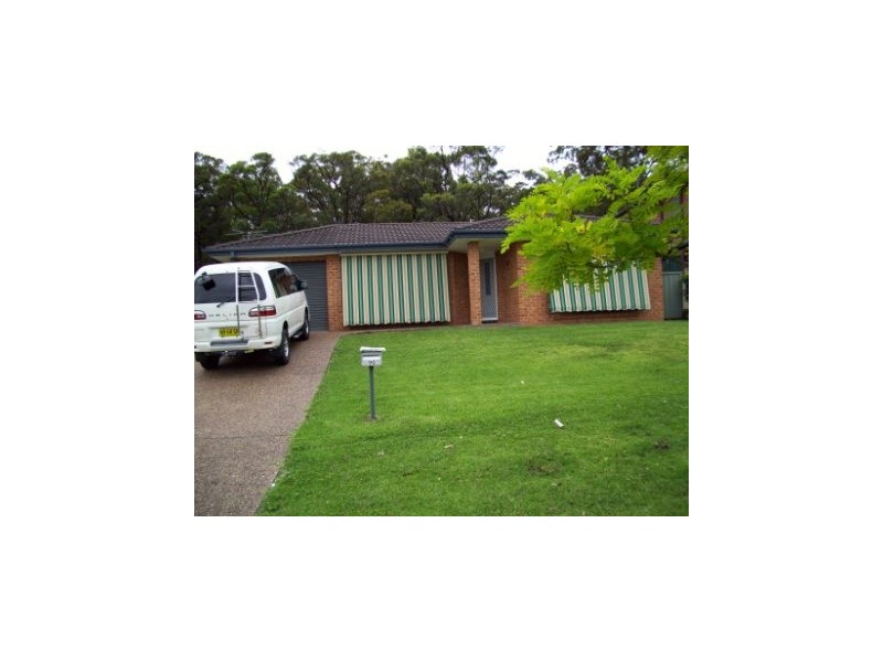 90 Myles Avenue, Warners Bay NSW 2282