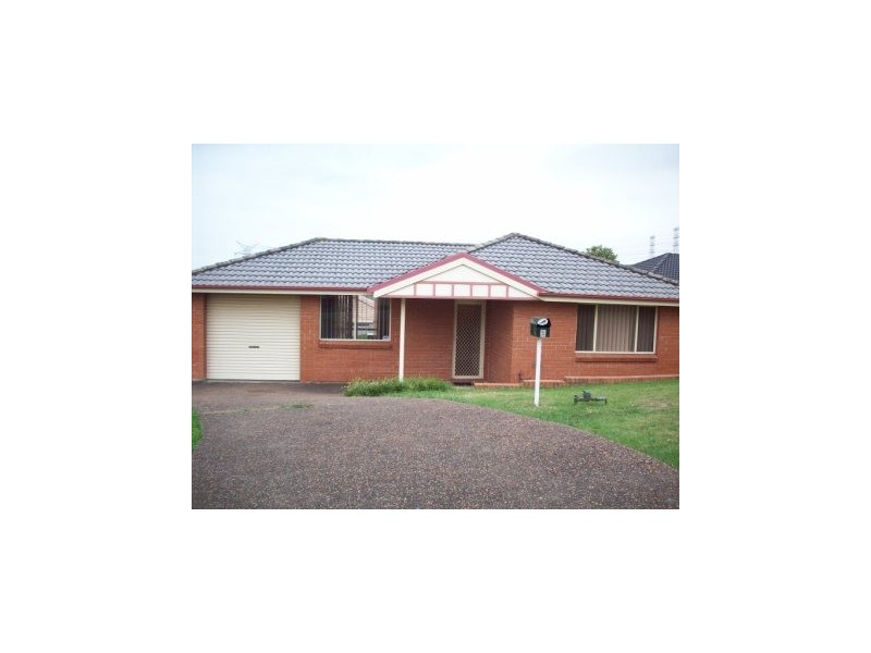 2 Bakeri Circuit, Warabrook NSW 2304