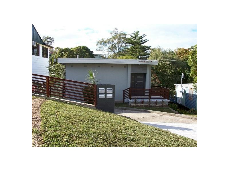 2/24 Haig Street, Belmont NSW 2280