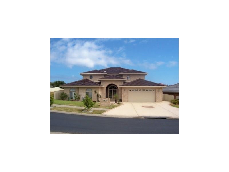 36 Geraldton Drive, Redhead NSW 2290