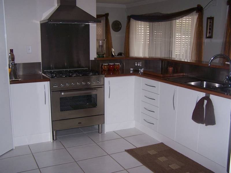 36 Geraldton Drive, Redhead NSW 2290