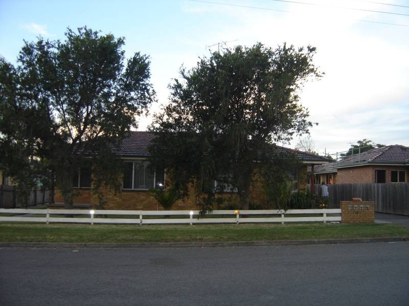 2/30 Margaret Street, Warners Bay NSW 2282