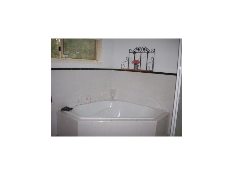 Caves Beach NSW 2281