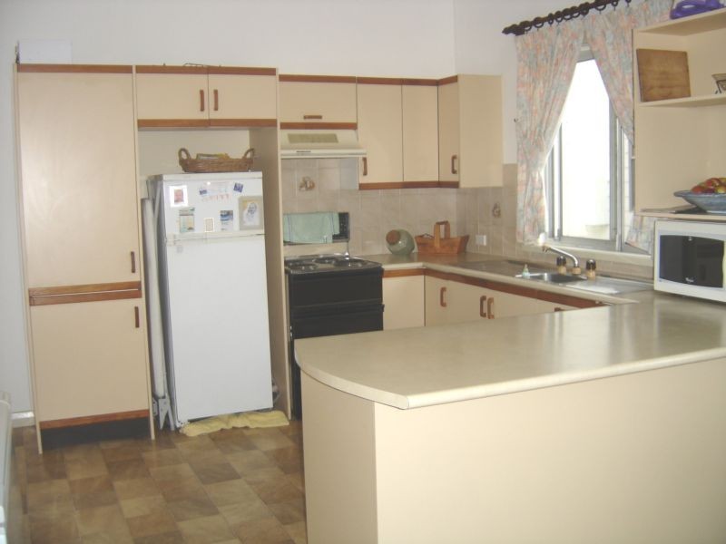 20 Evans Street, Belmont NSW 2280