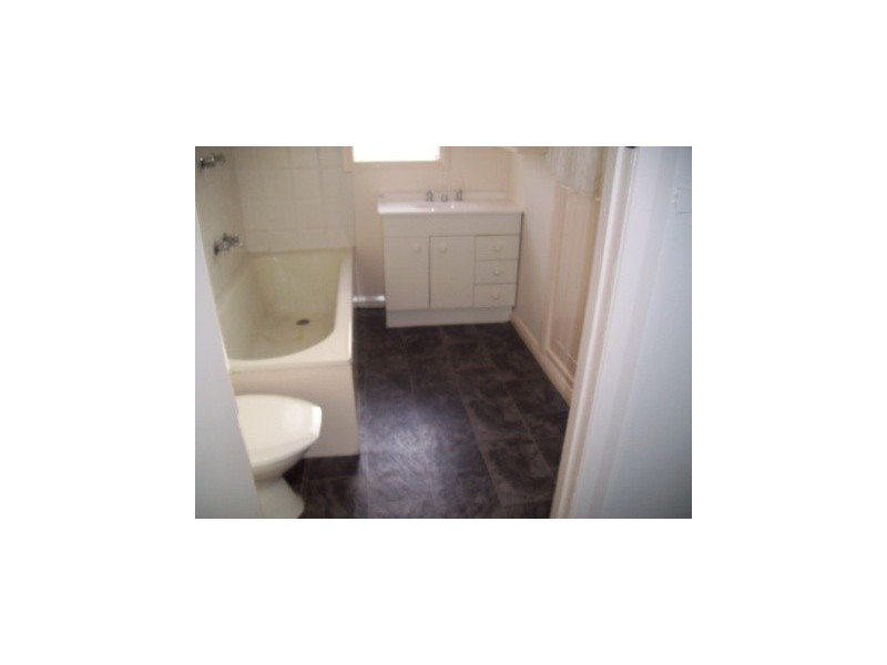 734 Pacific Hwy, Belmont South NSW 2280