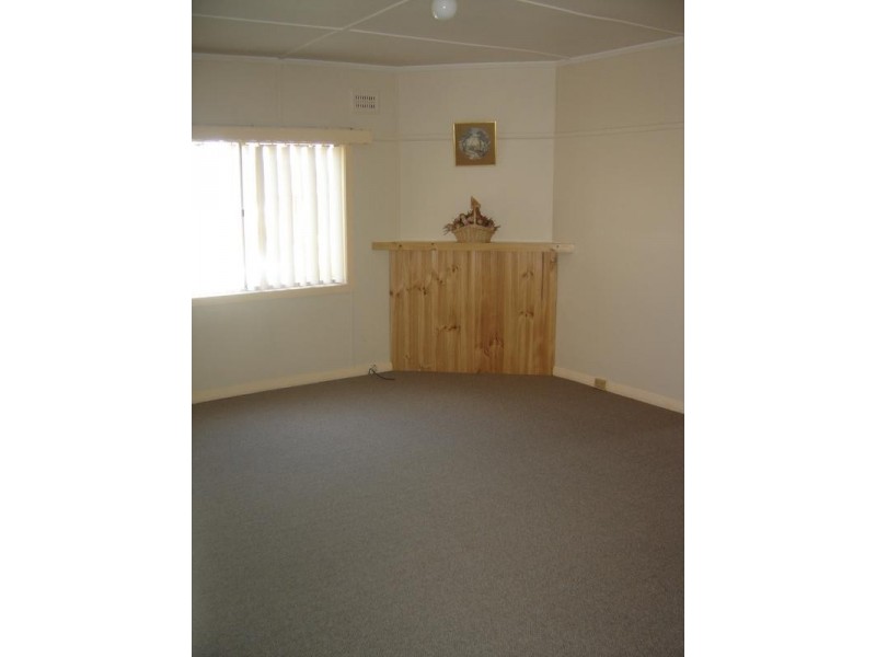 734 Pacific Hwy, Belmont South NSW 2280