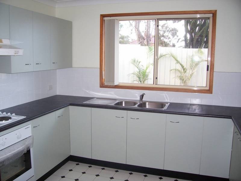14b Gerald St, Belmont NSW 2280