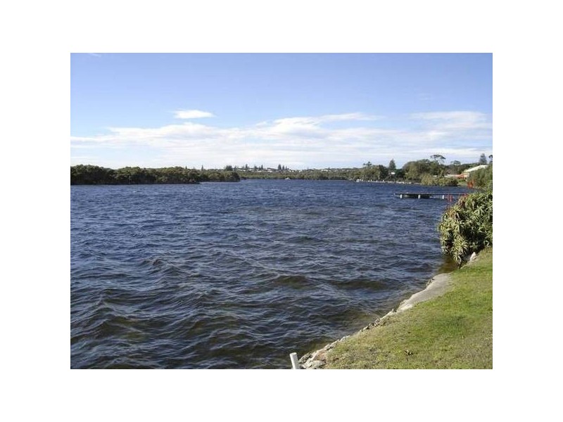 1/1 Nash Street, Swansea NSW 2281