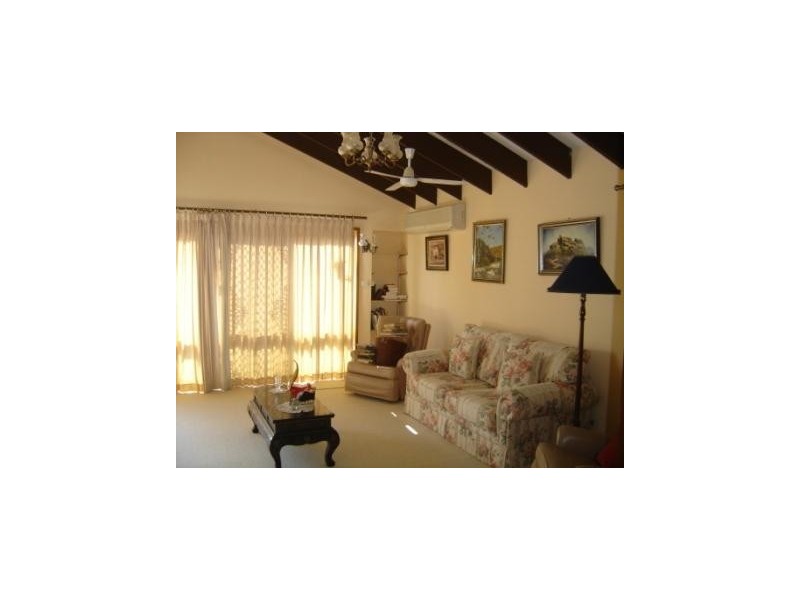 Toonibal Ave, Eleebana NSW 2282