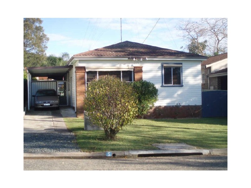 5 Jean Street, Belmont NSW 2280