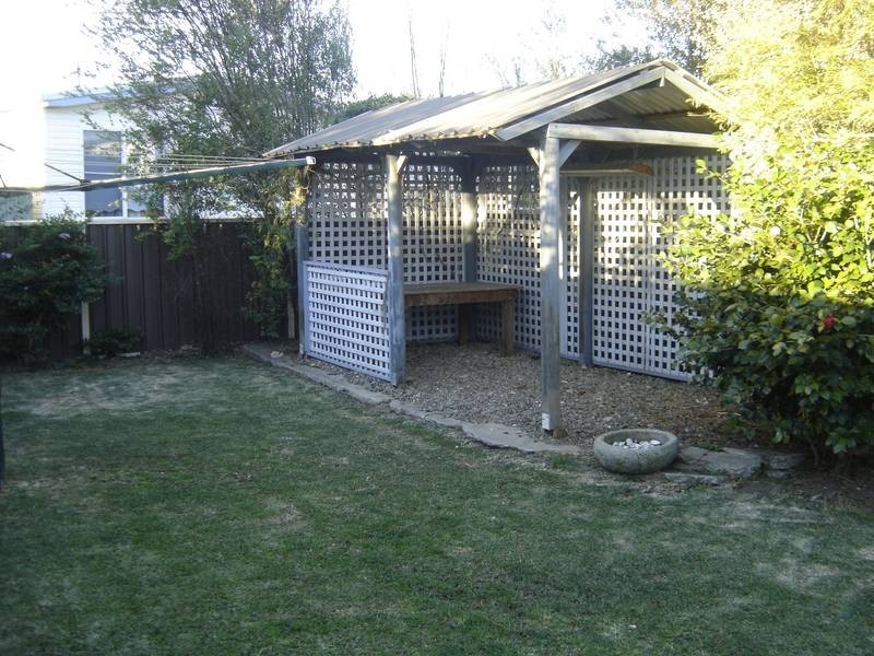 23 Ross Street, Belmont NSW 2280