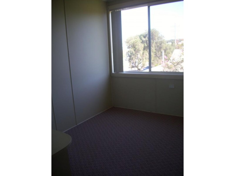 1/17 Ross Street, Belmont NSW 2280