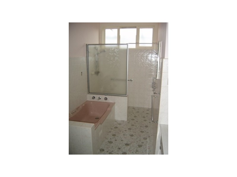 Ernest Street, Belmont NSW 2280