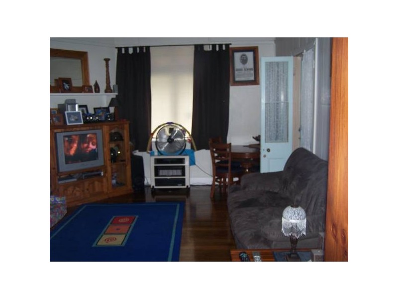 704 Pacific Highway (cnr Ethel St), Belmont South NSW 2280