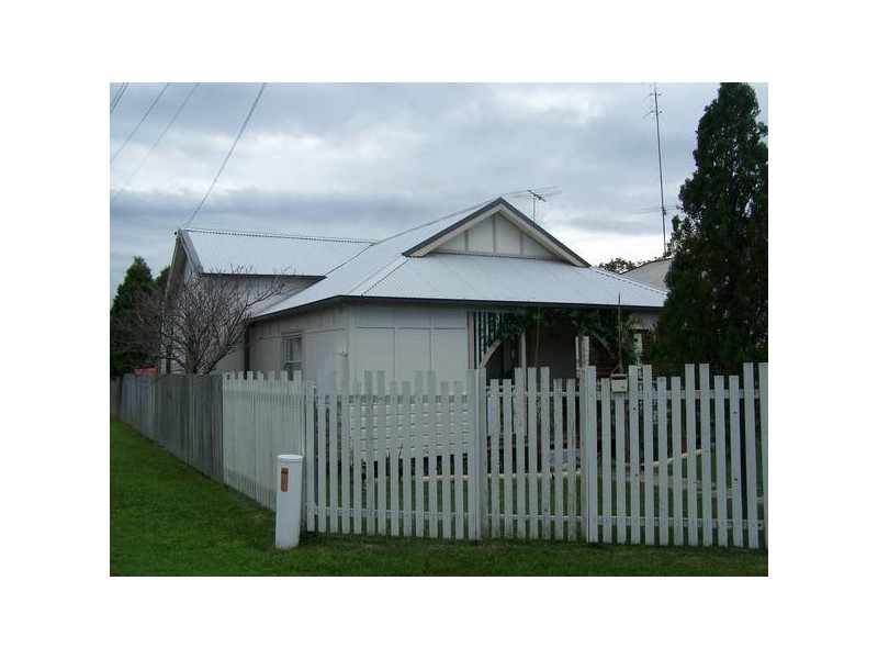 704 Pacific Highway (cnr Ethel St), Belmont South NSW 2280