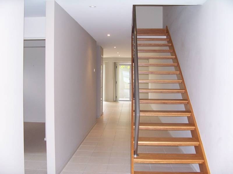 2/562 The Esplanade, Warners Bay NSW 2282