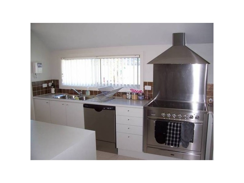 Warners Bay NSW 2282