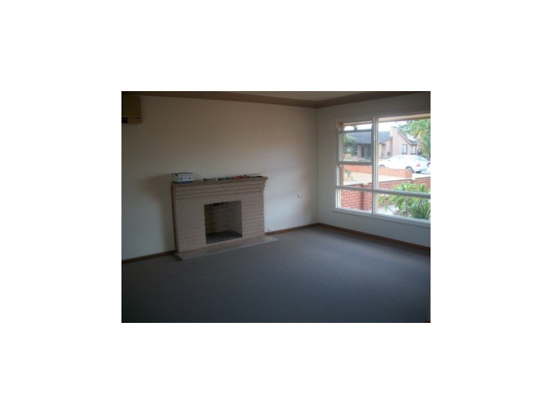 10 Stokes Street, Redhead NSW 2290