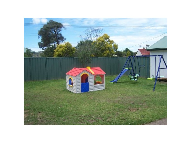 Warners Bay NSW 2282