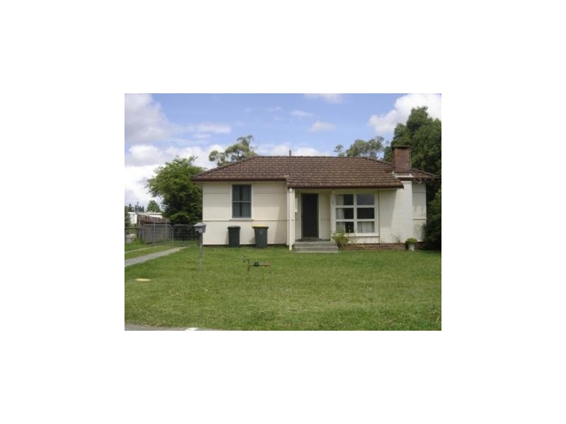 15 Oakland Street, Glendale NSW 2285