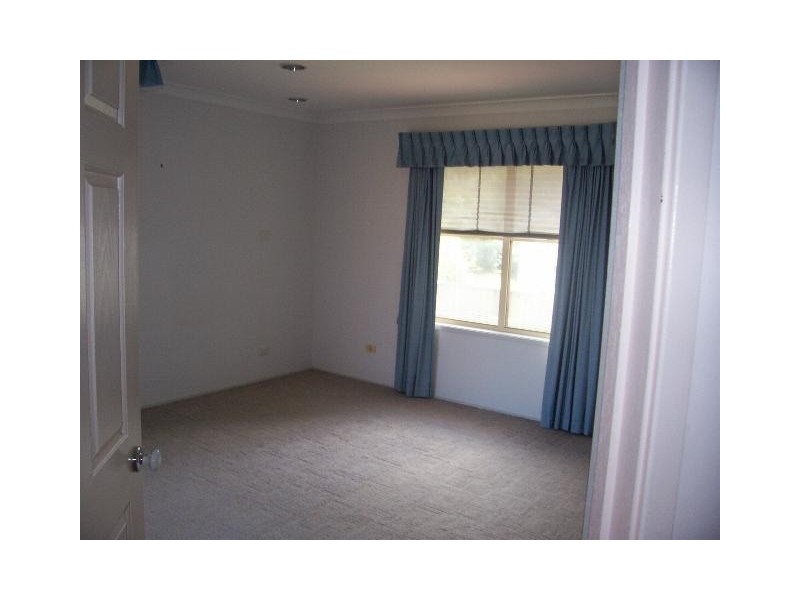 3/9 The Parade, Belmont NSW 2280