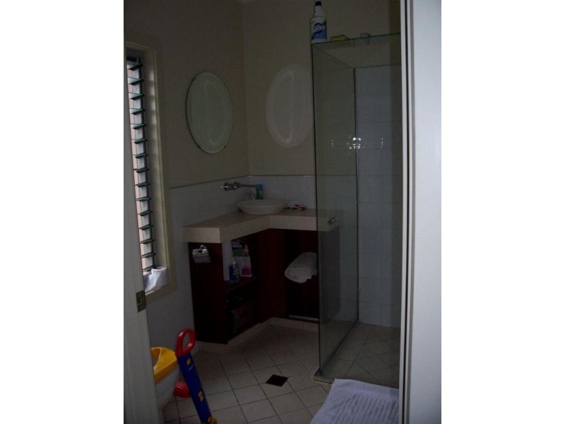 25 Pebble Beach Court, Belmont NSW 2280