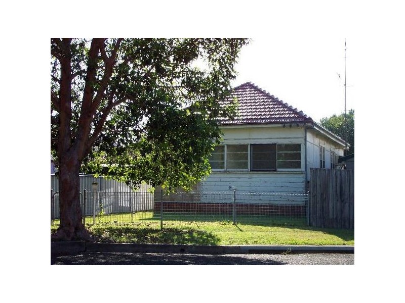 38 Robb Street, Belmont NSW 2280