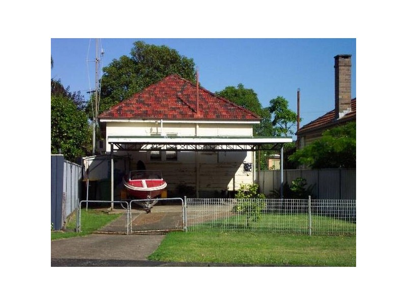 38 Robb Street, Belmont NSW 2280