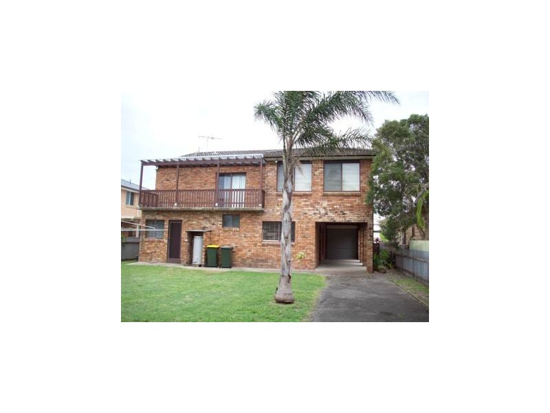 10 Aldunga, Blacksmiths NSW 2281