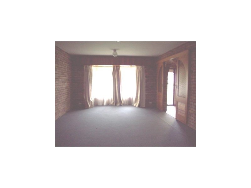 10 Aldunga, Blacksmiths NSW 2281