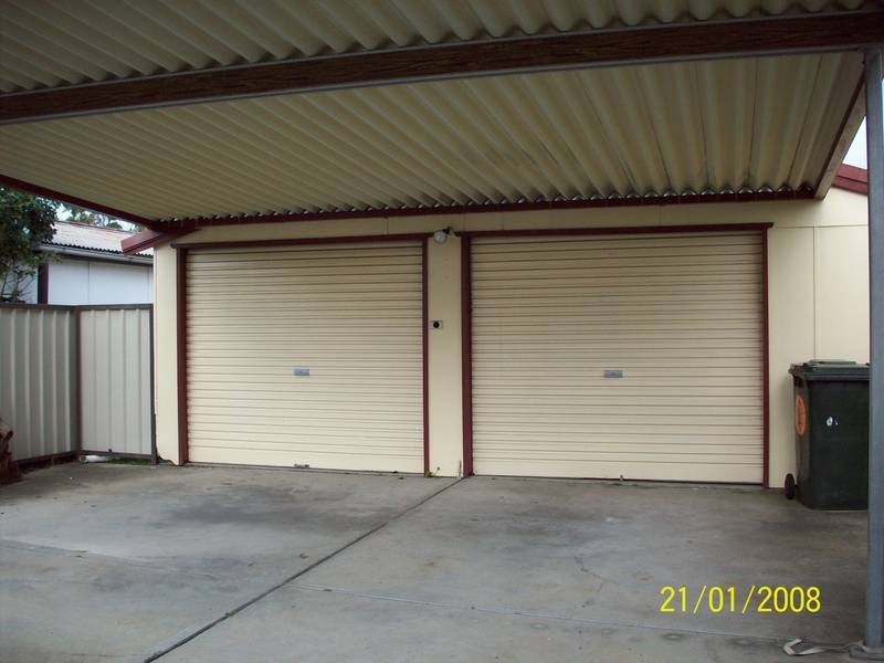 8 Hickory, Gateshead NSW 2290