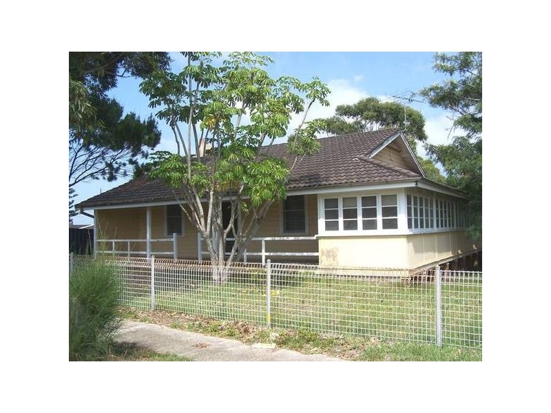 29 Hutchinson Street, Redhead NSW 2290