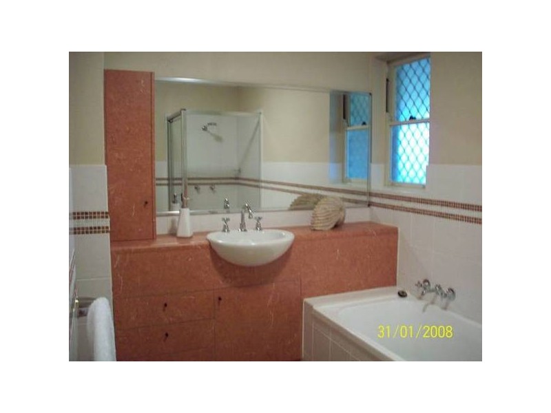 2/41 Walter Street, Belmont NSW 2280