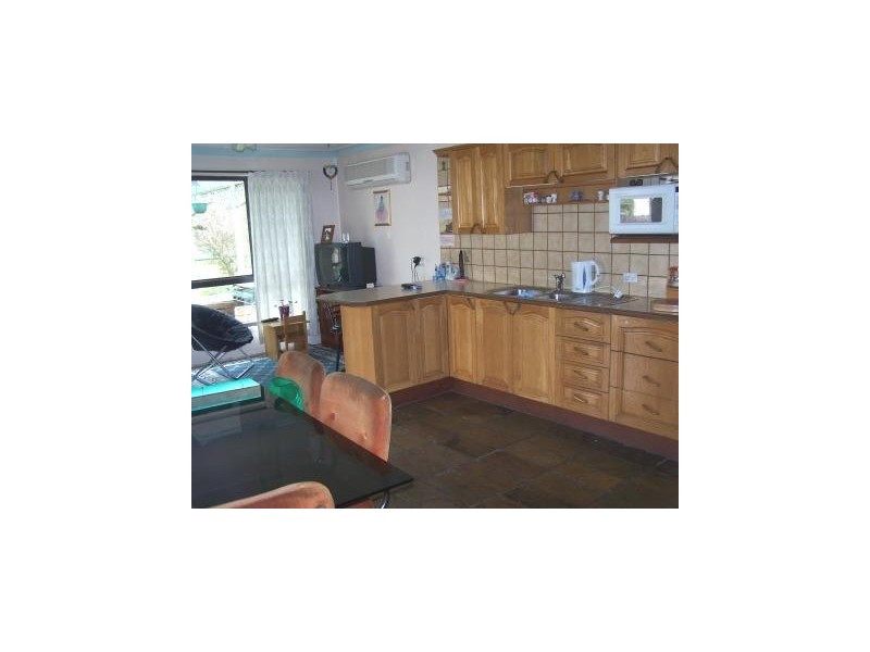 19 Sampson Ave, Belmont North NSW 2280