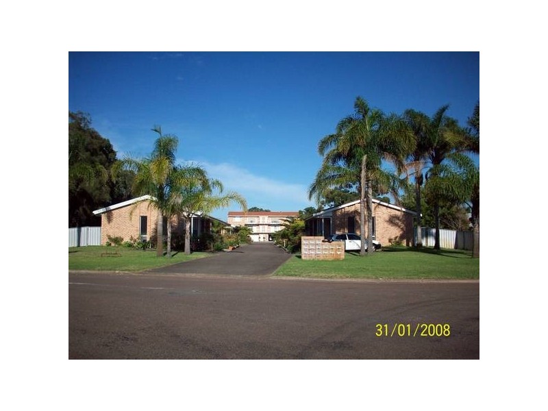 15/9 Haddon Cres, Marks Point NSW 2280