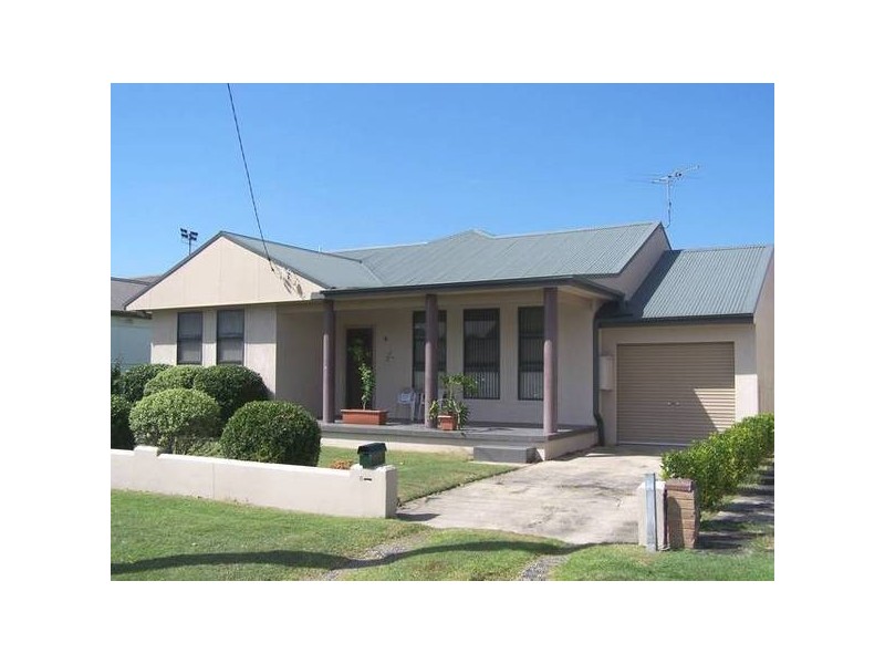 6 Merleview Street, Belmont NSW 2280