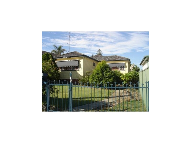 62 Woods Street, Redhead NSW 2290