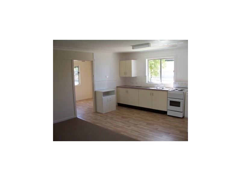 1/18 Haddon Crescent, Marks Point NSW 2280