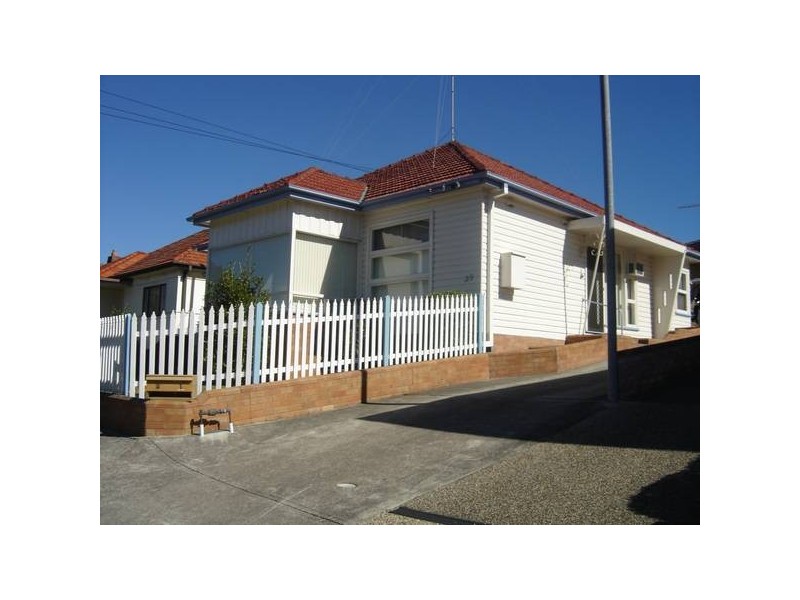 2/29 Ernest Street, Belmont NSW 2280
