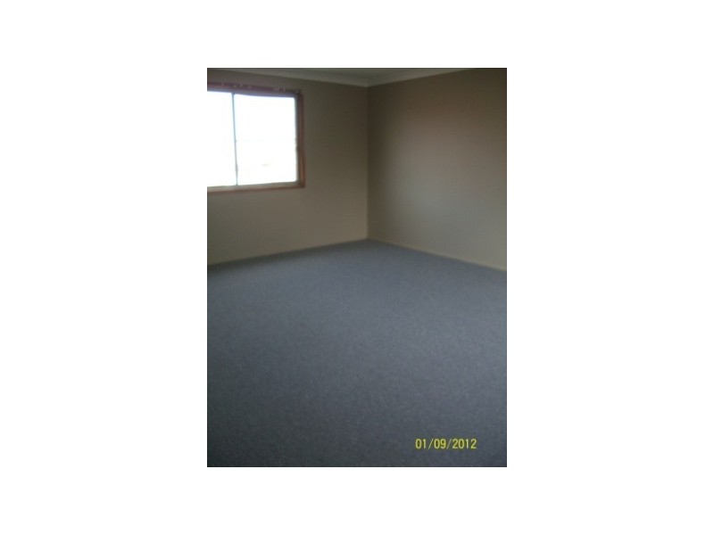 25 Ross Street, Belmont NSW 2280