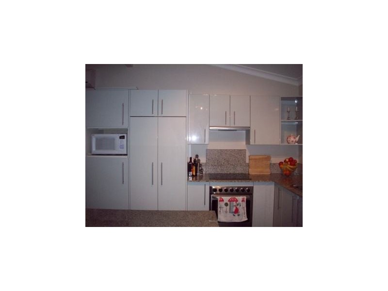 4 Speers Street, Speers Point NSW 2284