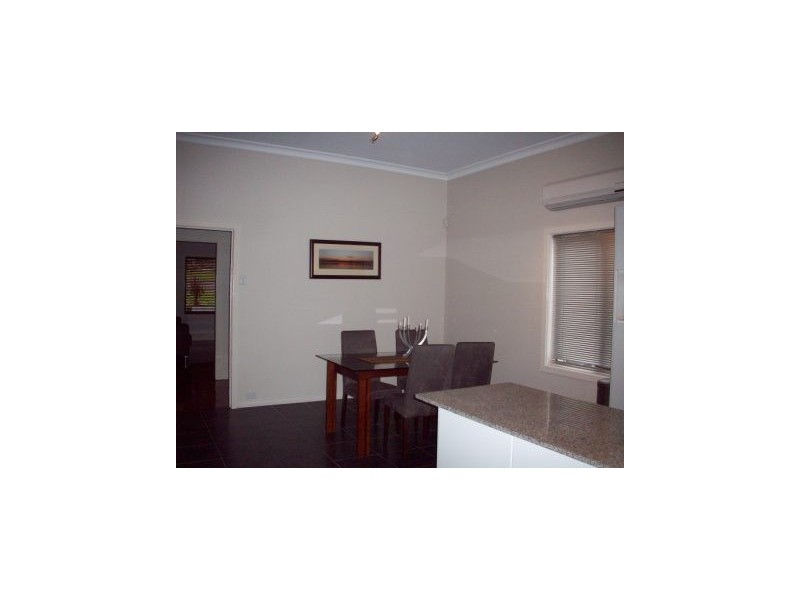 4 Speers Street, Speers Point NSW 2284